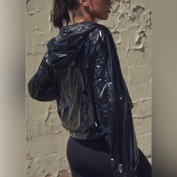 NWOT Free People Dew Drop Rain Jacket shiny black size XS - Picture 3 of 12